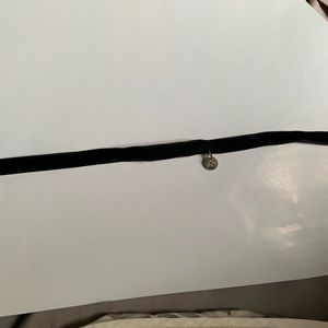 Black velvet chocker with silver pendant